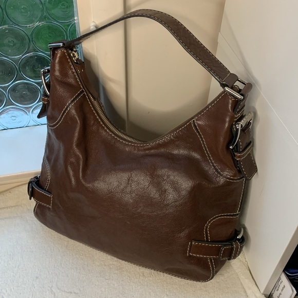 Michael Kors vintage cognac hobo with silver hardware - Picture 2 of 13